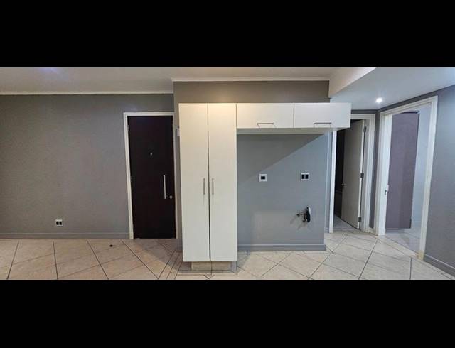 2 BEDROOM APARTMENT FOR SALE IN UMHLANGA RIDGE